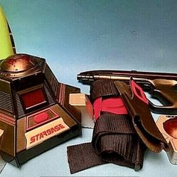 Vintage 1987 Lazer Tag Worlds of Wonder bundle: Starbase, Starlyte gun, Sensor