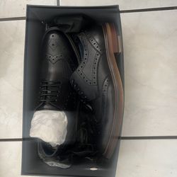Roman Men Leather Shoes (new)