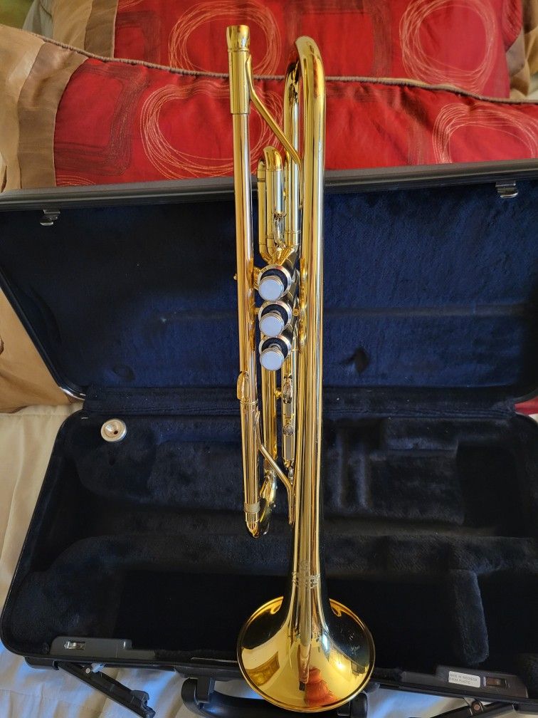 Very Nice Yamaha YTR200AD Advantage Trumpet (Japan)