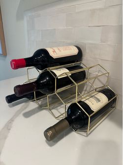 Gold Honeycomb Metal Wine Rack