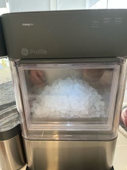 GE Profile Countertop Ice Marker, Model XPIOX3SCSS  WORKING