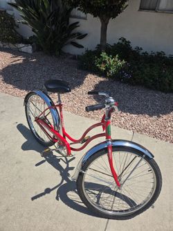selling a swchinn beach cruiser girls is 26 inch