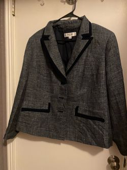 Ladies size 16 W blazer