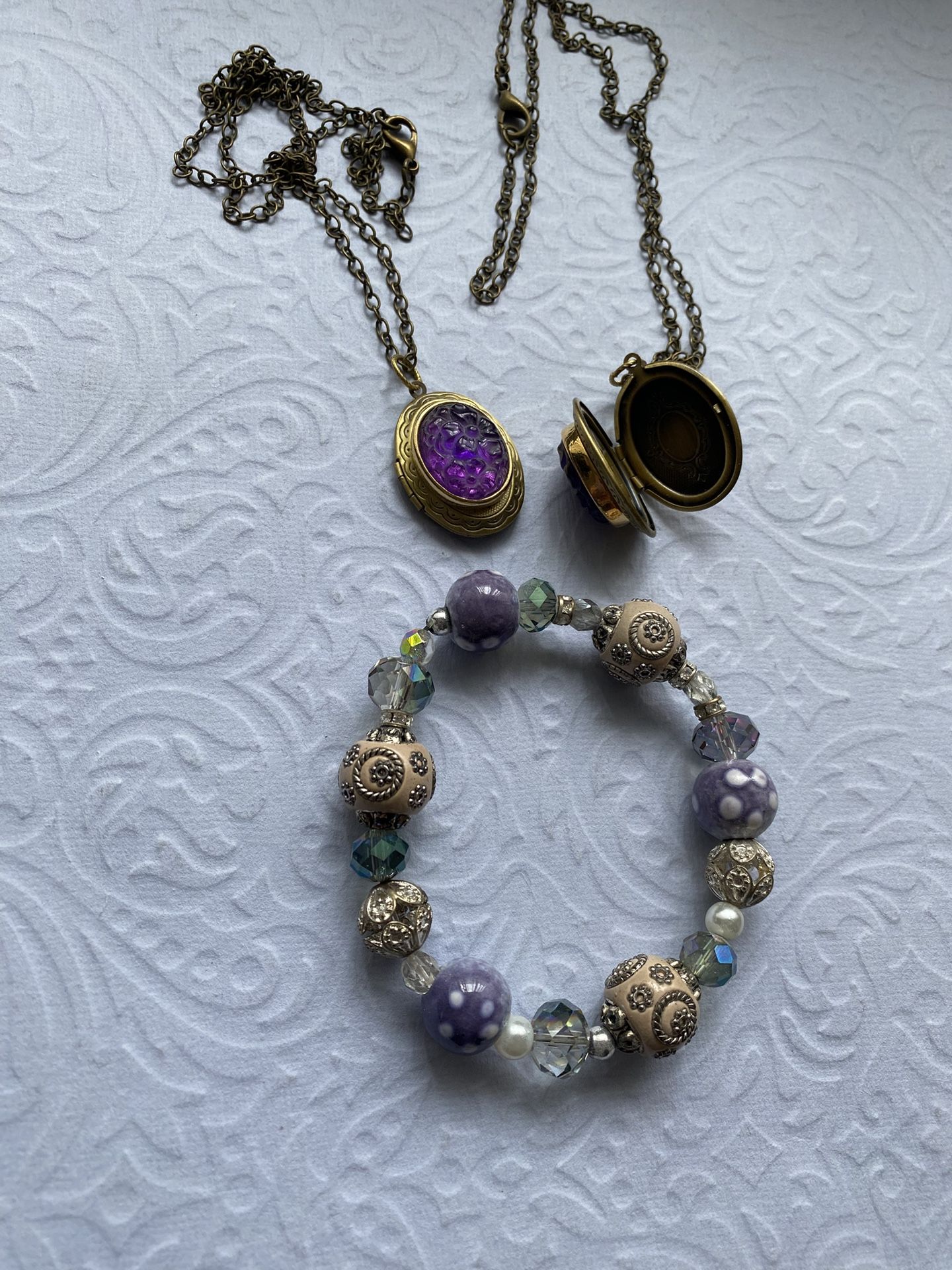 Locket Necklaces And A Bracelet Great Gift Ideas