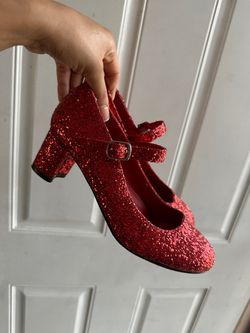 Dorothy wizard of oz ruby red slippers size 6