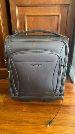 Samsonite under seat rolling tote