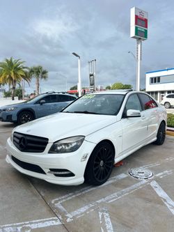 Mercedes C300 clean title