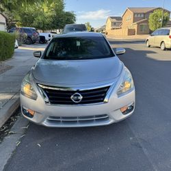 2015 Nissan Altima SV