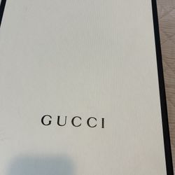 Gucci sneakers 