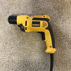 DeWalt VSR Electric Drill 8.0 Amp Keyless Chuck