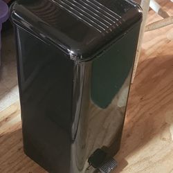 Vintage Laundry Hamper