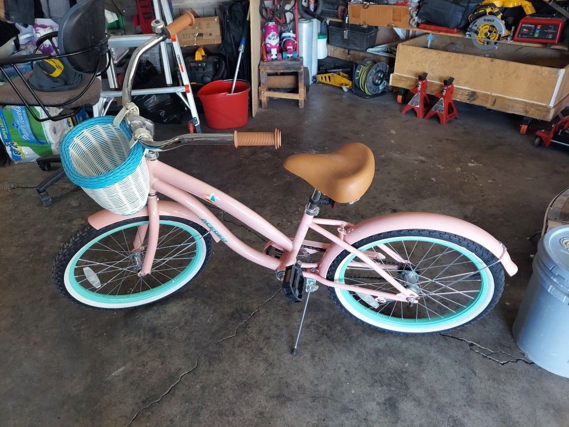 NEW LITTLE GIRL BIKE