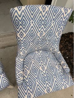 Accent Chairs