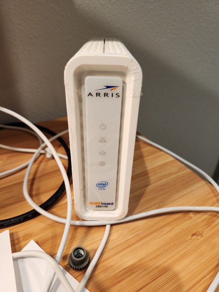 Arris Surfboard SB6190 Cable Modem