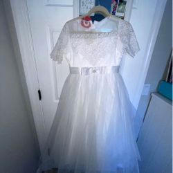 Beautiful Flower Girl Dress – Size 13 
