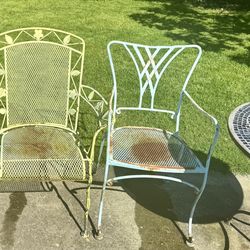 4 free metal chairs