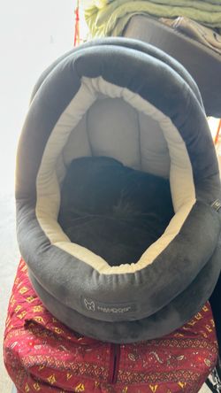 Small dog bed barely used