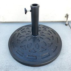 New In Box $30 Umbrella Base 19 Inches Round 30lbs Patio Stand Outdoor Garden Market