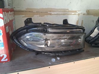 OEM Car Headlight Assembly 2022  dodge Charger passengerside lights