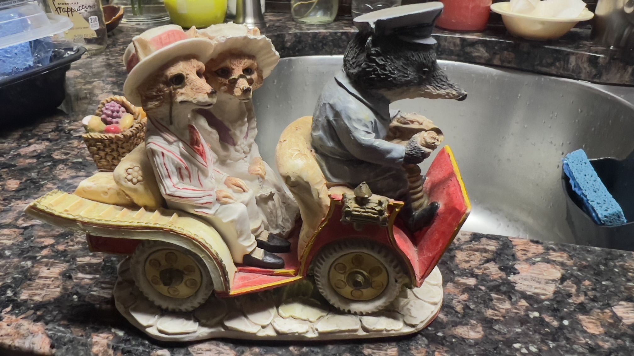 Vintage The Picnic by Leonardo Sir Roger and Ladies Collectible Ornament 151