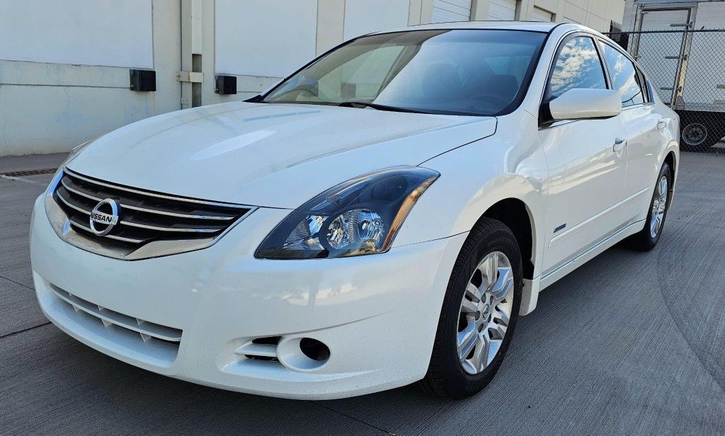 2011 NISSAN.ALTIMA.HYBRID, LOW.MILES, GREAT ON.GAS ๐