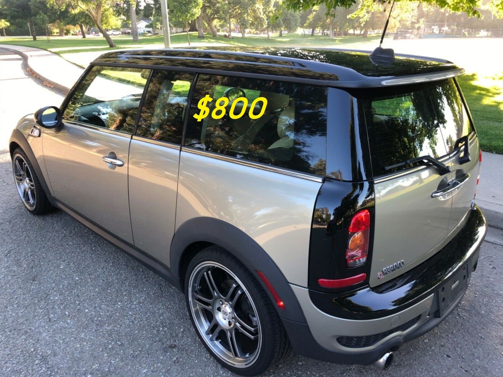 🎁💲8OO For sale URGENTLY 2OO9 Mini cooper . The car has been maintained regularly 🎁c