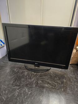 LG TV 45"