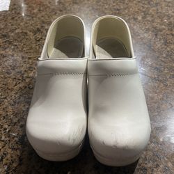 Dansko Nurse Shoes