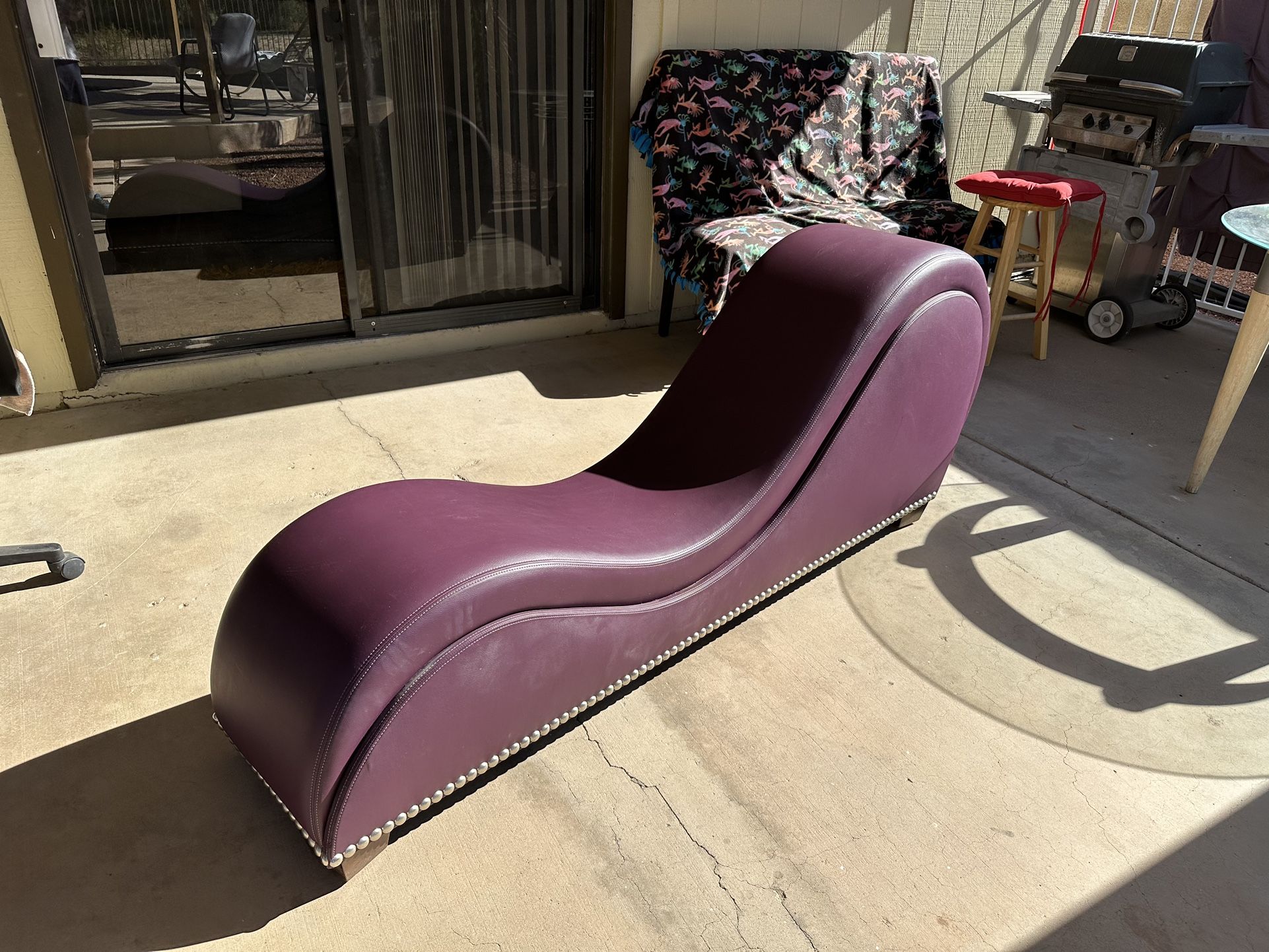 Genuine Tantra Chair