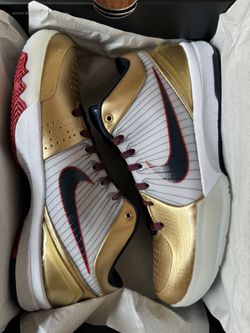 Kobe 4 Gold Medal