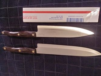 Set of 2 Cutco Chef knives