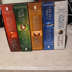 George R.R. Martin Game Of Throwns Box Set