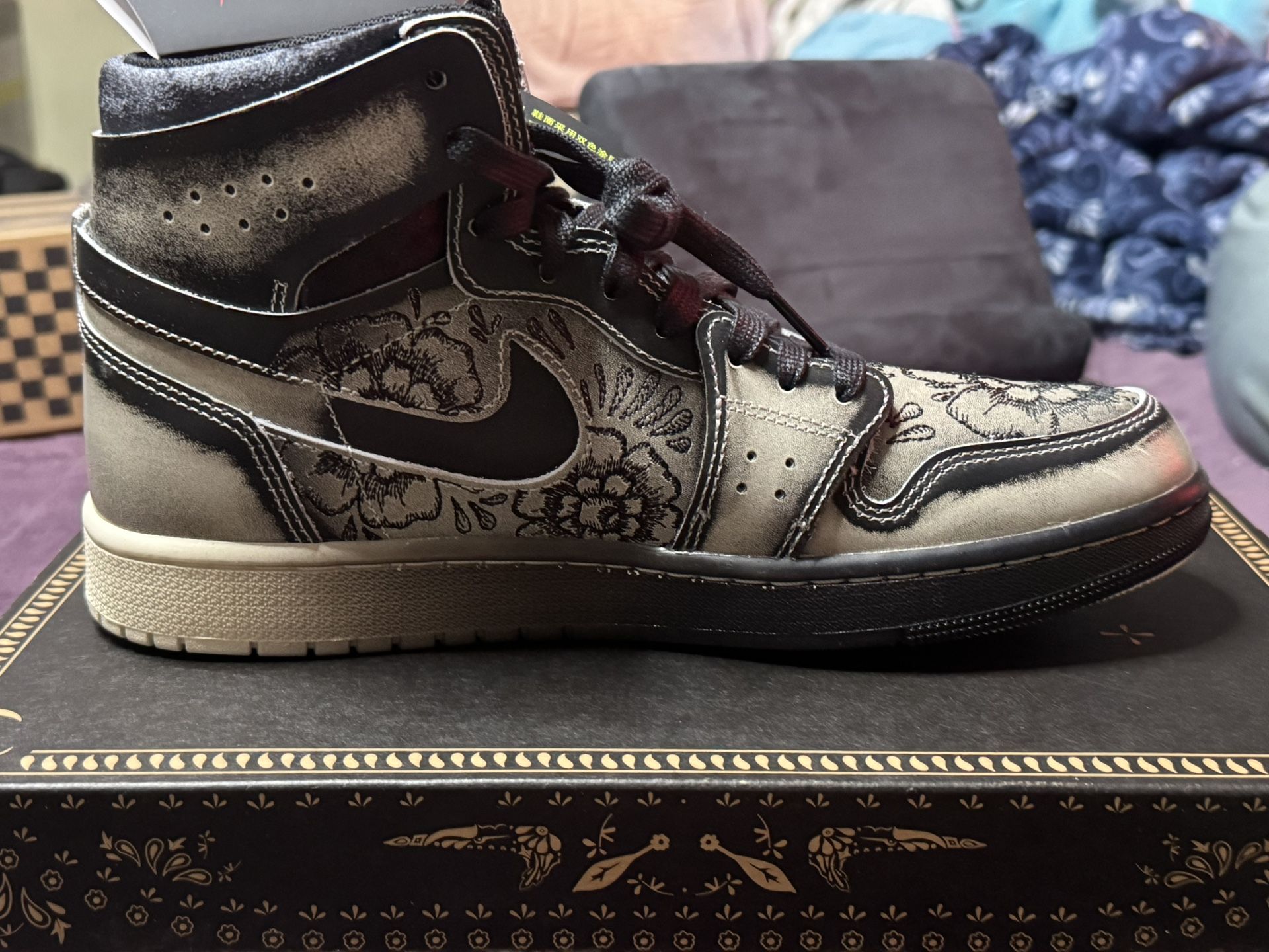 Nike Air Jordan 1 ZM Dia De Los Muertos