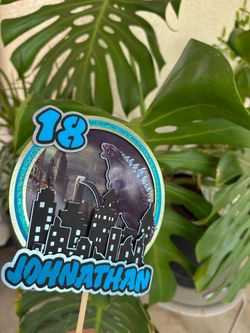 Custom party favors