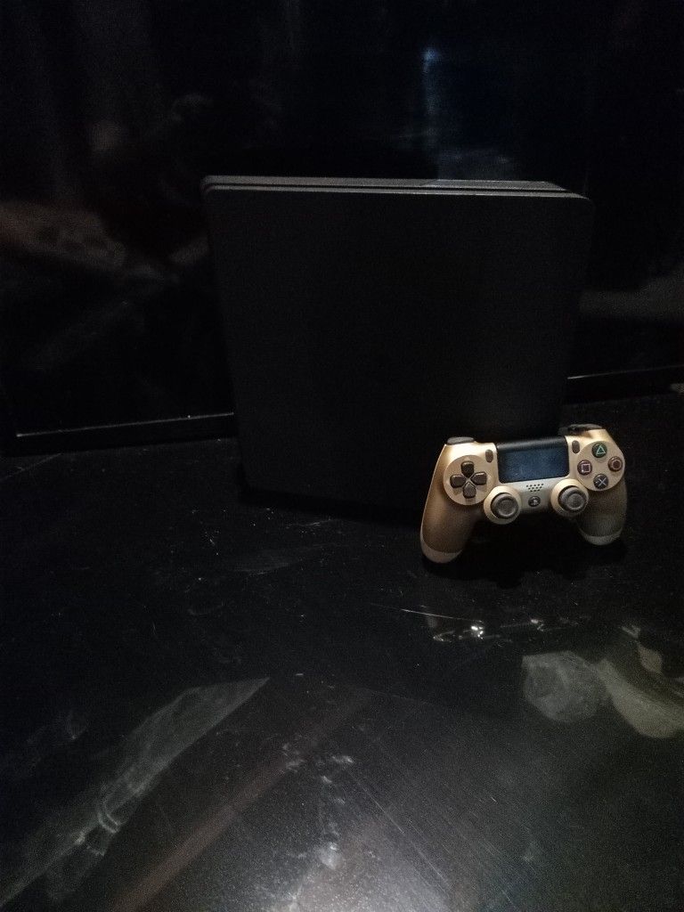 PS4 Needs Hard Drive Replacement .