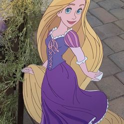 Rapunzel Party Stand