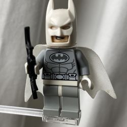 Lego Minifigure sh0047 Arctic Batman 2013 Batman II Mr Freeze 76000 DC Superheroes (Rare Collectors Item!)