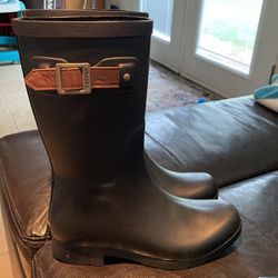 Women’s Chooka Rain Boots Size 6. Fits Like A 7