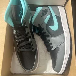 Jordan 1 Mid Grey Aqua Size 14 New