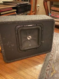 Kickersubwooferwith amp 10 inch bumps clean sounds good L3 sounds good