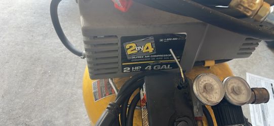 2 hp 4 gallon donut compressor with hose