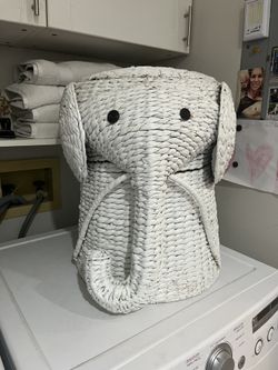 20" Elephant Woven Basket w/Lid- Laundry Storage or Plant