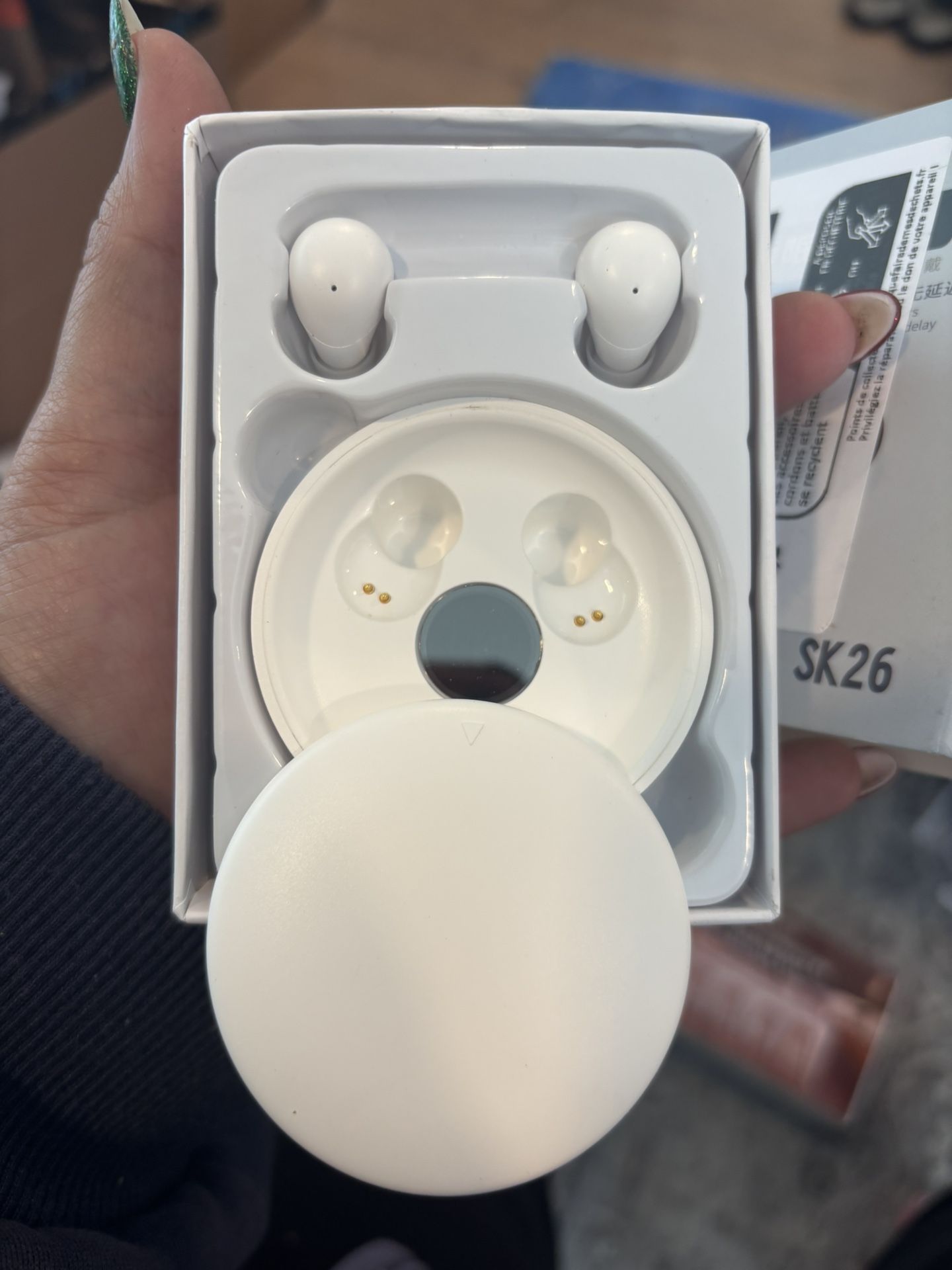 Lightweight Bluetooth Earbuds