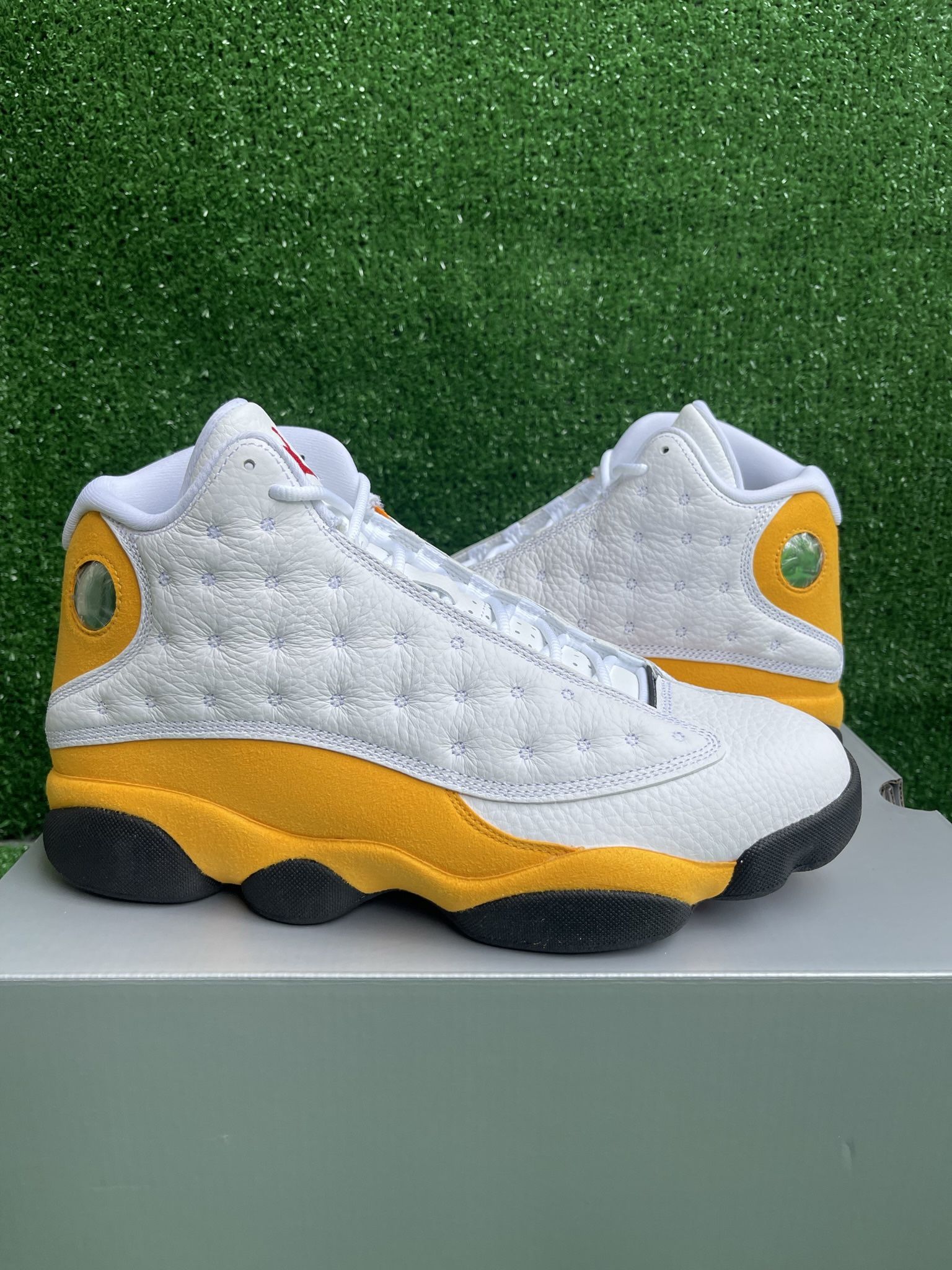JORDAN 13 DEL SOL SIZE 9.5 MEN