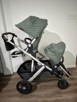 UPPAbaby Vista V2 Double Stroller w/ Bassinet Emmett (Green), 2 Rumble Seats, Travel Bag + Organizer