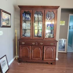 1970 Thomasville China Cabinet Hutch Furniture 