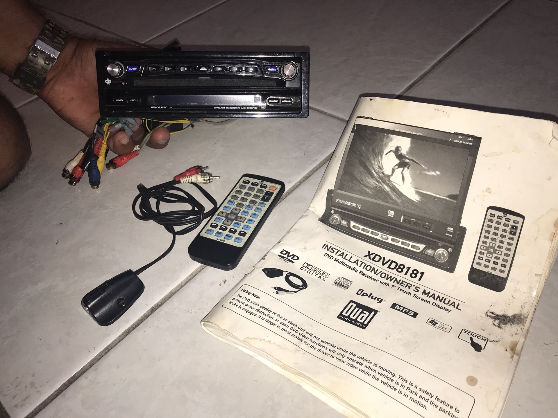 Dual audio video dvd multimedia receiver