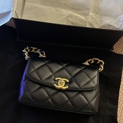 Chanel bag black with gold hardware 