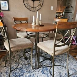 Counter High Dining Set