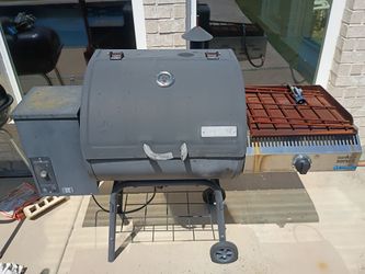 Camp Chef Pellet Smoker Grill